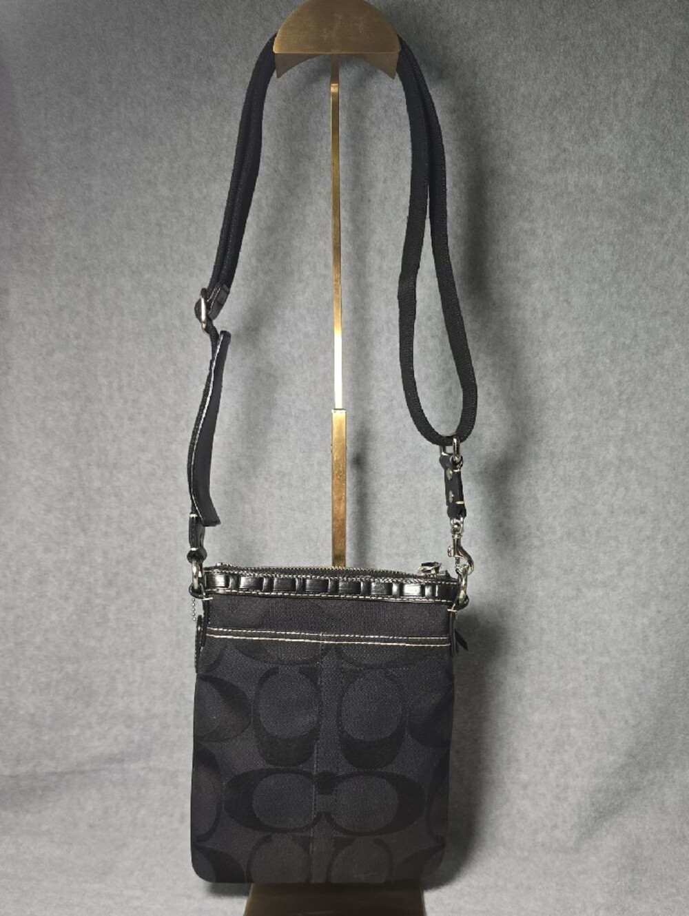 Coach Rare Limited Edition Python Snake Crossbody Swingpack Bag - Picture 3 of 10
